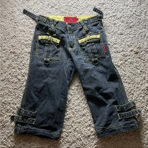 RARE!!⚠️⚠️⚠️Yellow Buckle Tripp NYC Capris